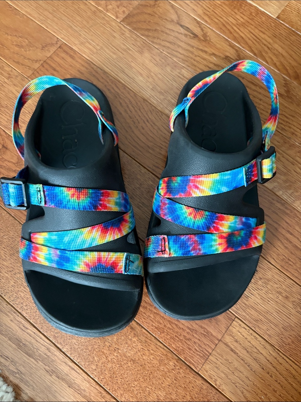 Chaco Chillos Kids Black Sandals with Rainbow Tie-Dye Straps